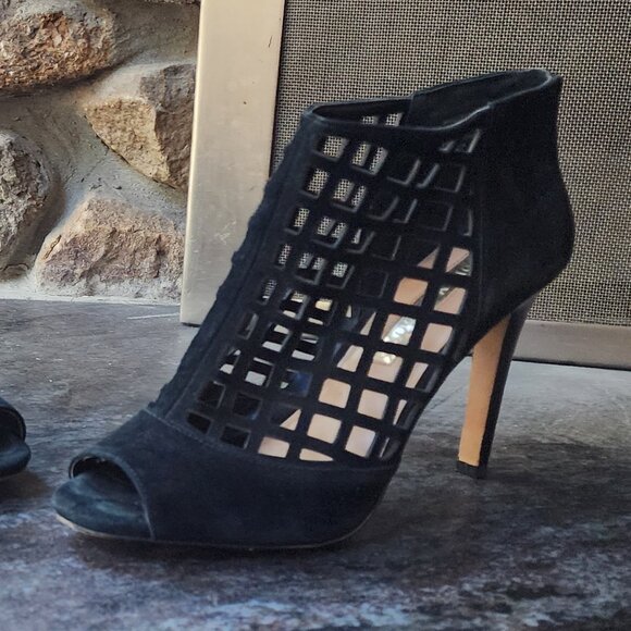 Audrey Brooke “Marseille” Black Suede Open Toe Gladiator Heels Bootie Size 8.5M - Picture 2 of 16